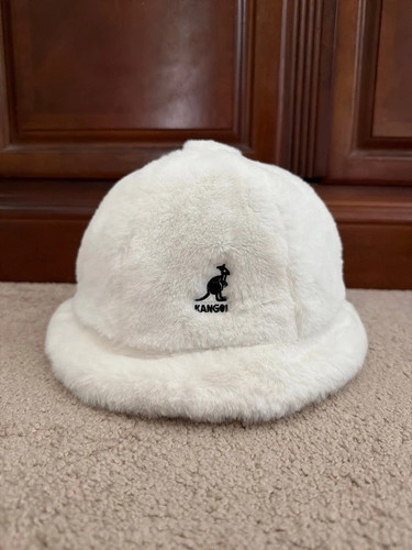 New kangol fluffy - new,